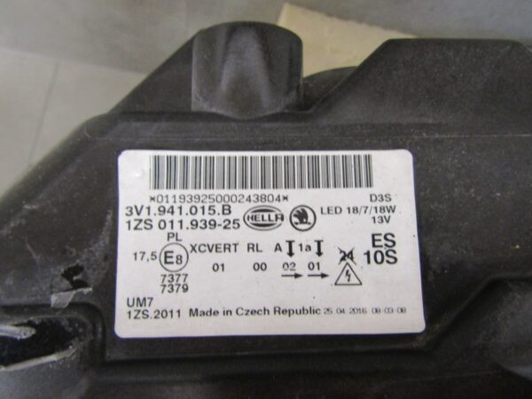 KOPLAMP SKODA SUPERB 3 III XENON 15-19 LH LINKS 3V1941015B S1099/B71