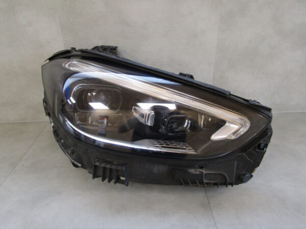 Koplamp Mercedes C Klasse W206 DIGITAL LIGHT FULL LED 21- A2069063003 RECHTS Q923/K5 3E