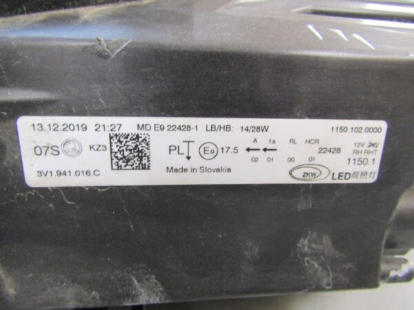 Koplamp Skoda Superb 3 III FACELIFT LED 19-24 RH RECHTS 3V1941016C S1063/k4/15A