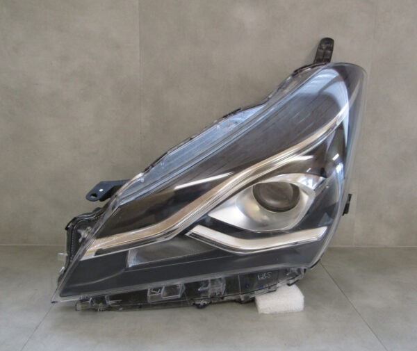 KOPLAMP TOYOTA YARIS 3 III FACELIFT NORMALE LENS + LED 17-20 Links S967/4K/6C