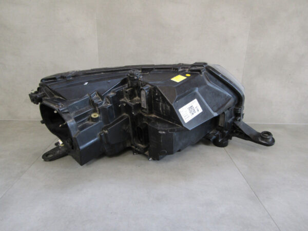 Koplamp Skoda Rapid FACELIFT XENON 17-19 5JB941015C LINKS Q903/C192