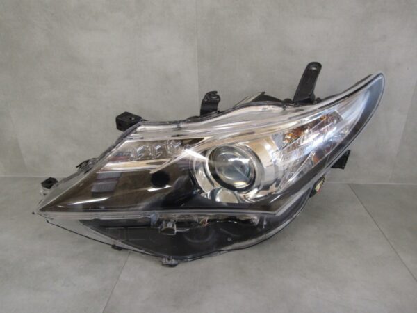 KOPLAMP Toyota Auris 2 II STANDAARD + LED 12-15 81150-02E21 LINKS Q1030/K5 11B