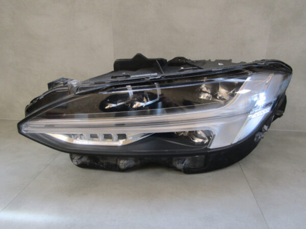 Koplamp Volvo S90 V90 FULL LED ACTIVE 16- 31689195 LINKS  Q844/K4 1F