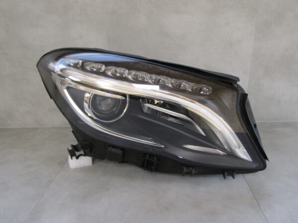KOPLAMP Mercedes GLA 156 FACELIFT ILS LED 16-19 A1569062400 RECHTS Q899/K4 13F