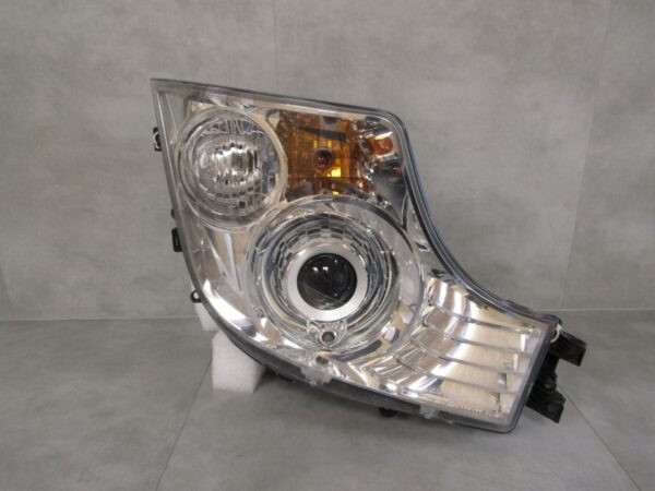Koplamp Mercedes Actros MP4 XENON 11- RH A9608200739 Q1027/K5 12B