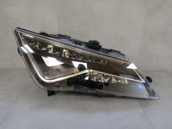 KOPLAMP TOYOTA RAV4 IV 4 RAV 4 FACELIFT LED 15-18 LINKS S935/C81