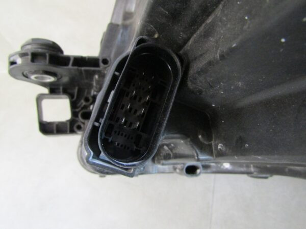 Koplamp Skoda Superb 3 III FACELIFT LED 19-24 3V1941016C RECHTS Q957/K4 2E