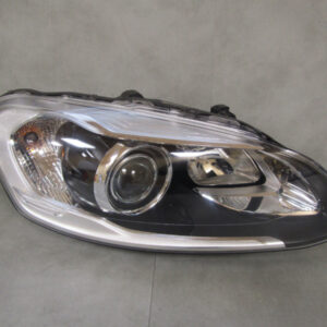 KOPLAMP Volvo XC60 I FACELIFT XENON 13-17 31420250 RECHTS Q887/K4 15F