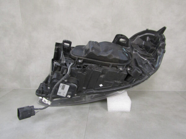 KOPLAMP Volvo XC60 I FACELIFT XENON 13-17 31420250 RECHTS Q887/K4 15F