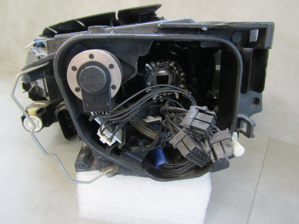 KOPLAMP VW VOLKSWAGEN Passat B6 XENON 05-10 3C0941752K RECHTS Q845/K4 1F