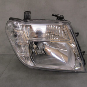 Koplamp Nissan Navara 3 III D40 FACELIFT STANDAARD 10- 26010 5X10B RECHTS Q894/K4 15G