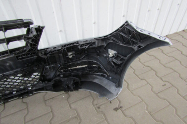 Bumper  Mercedes C-KLASSE W204 FACELIFT 11-14  A2048854265 Voorbumper HK364