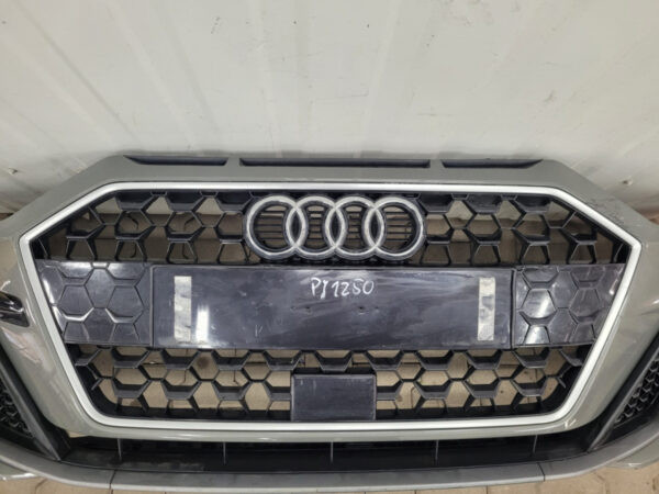 Bumper Audi A1 S-LINE II 82A 18-82A807437 Voorbumper PJ1250