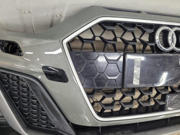 Bumper Audi A1 S-LINE II 82A 18-82A807437 Voorbumper PJ1250