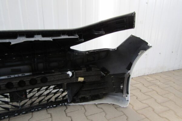 Bumper	Cupra Born 21  Voorbumper KJ9637