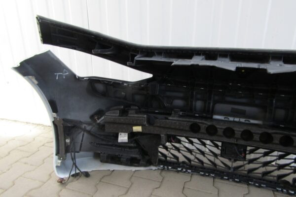 Bumper	Cupra Born 21  Voorbumper KJ9637