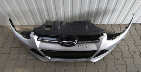 Bumper Ford Focus MK3 III 10-14 BM51-17757-A Voorbumper KJ7410