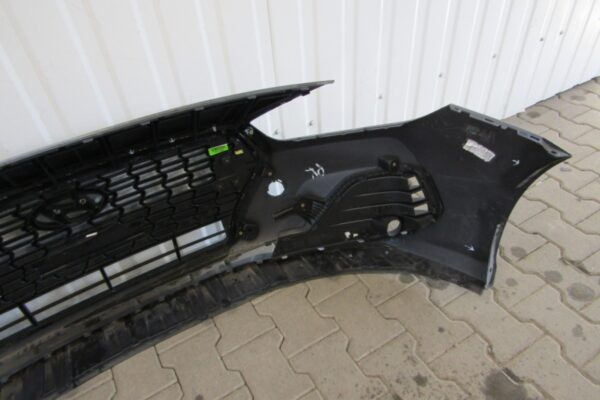 Bumper	Hyundai I30 III Fastback 16- Voorbumper JM812