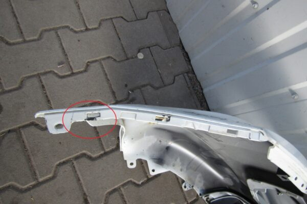 Bumper Mitsubishi L200 5 V 15- 6400F763 Voorbumper KJ7621