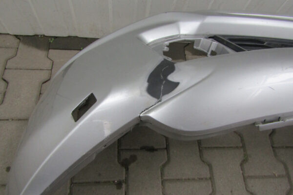 Bumper Mitsubishi L200 5 V 15-6400F763 Voorbumper KJ10008