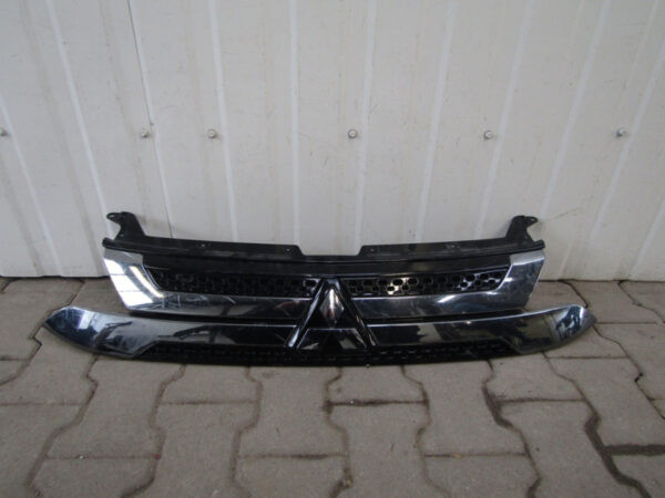 Bumper Mitsubishi Outlander 3 Hybryda faceLift 6410G227ZZ Voorbumper MZ13