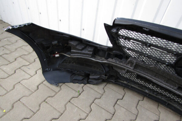 Bumper MERCEDES C-KLASSE W205 AVANTGARDE 14-Voorbumper MZ473
