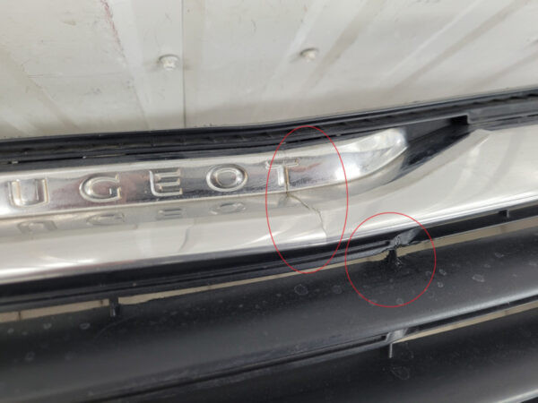 Bumper Peugeot 308 II T9 13-17 AA36117425 Voorbumper PJ1219