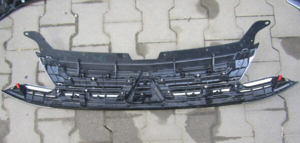 Bumper Mitsubishi Outlander PHEV 3 faceLift 15- 6410G227ZZ Voorbumper MK1788