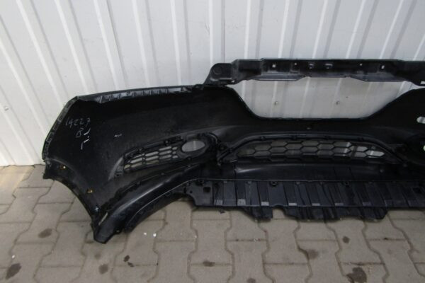 Bumper	Honda HRV HR-V II 2 15- 71101-T7W-A000  Voorbumper  MK2811