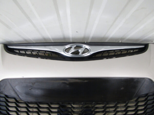 Bumper	Hyundai I30 Second facelift 10-12 86511-2R500 Voorbumper MK3416