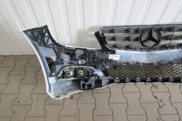 Bumper Mercedes C-KLASSE W204 FACELIFT 11-14 A2048805547 Voorbumper MK4113