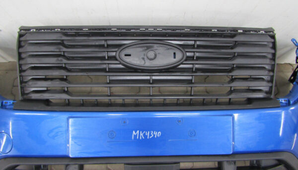 Bumper  FORD TRANSIT COURIER MK3 III 23-R2X6-17757-A Voorbumper MK4340