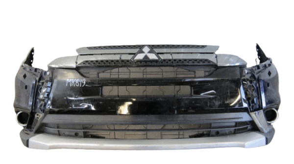 Bumper Mitsubishi Outlander III faceLift 15-18 6410G227ZZ Voorbumper MK619
