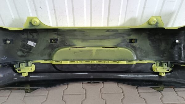 Bumper	HONDA E electric 19- 71501-TYF-ZZ00 Achterbumper HK837