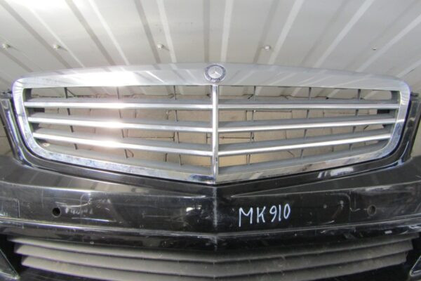 Bumper Mercedes C-KLASSE W204 07-11 Elegance A2048850025 Voorbumper MK910