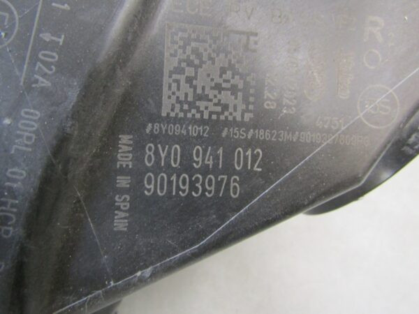 Koplamp Audi A3 8Y0 LED 20- Rechts 8Y0941012 S1114/K5/11E