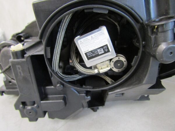 KOPLAMP MERCEDES C KLASSE W204 FACELIFT XENON ILS 11-14 A2048204439 RECHTS A1218/4K/7A
