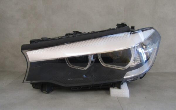 Koplamp BMW 5 SERIE G30 G31 LED LH LINKS 17-20 8499111-01 S1232/K4/12F