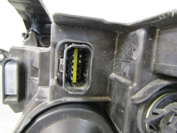 KOPLAMP DACIA DUSTER 2 II FACELIFT 21-24 LED RECHTS 260101613R S1156/K4/9F