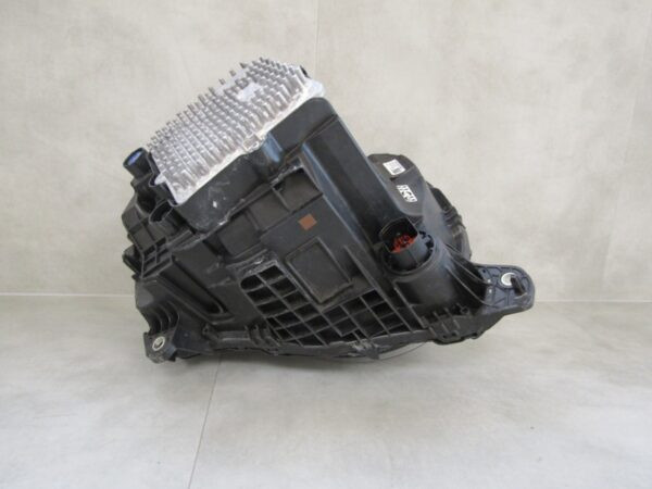 Koplamp Land Rover Defender II FULL LED 20- LH LINKS L8B2 13W030 HF S1143/E105