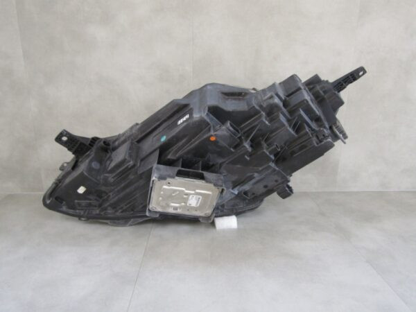 KOPLAMP Ford Kuga MK3 LED- 19-24 RH RECHTS LV4B13E014 S1168/K5/4E