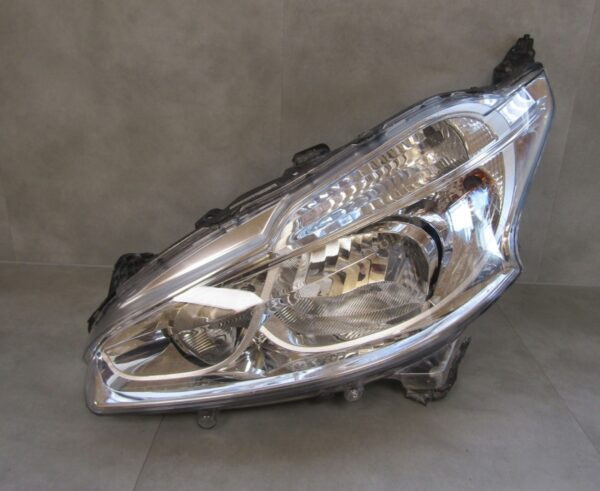 KOPLAMP PEUGEOT 208 I STANDAARD LH LINKS 12-15 9802221880 A1285/5K/15G