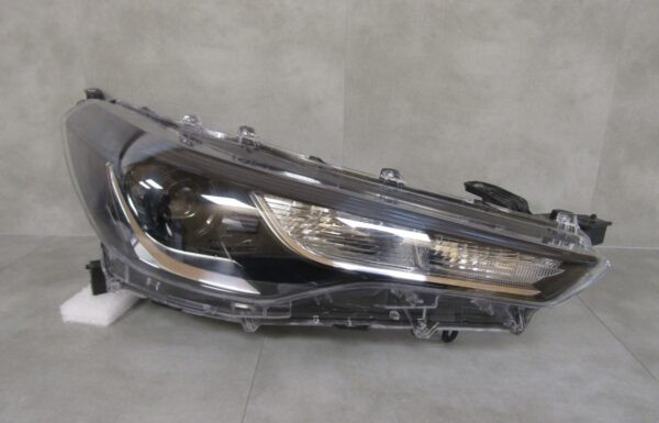 KOPLAMP TOYOTA COROLLA CROSS LED 20- RH RECHTS A1357/4K/14A