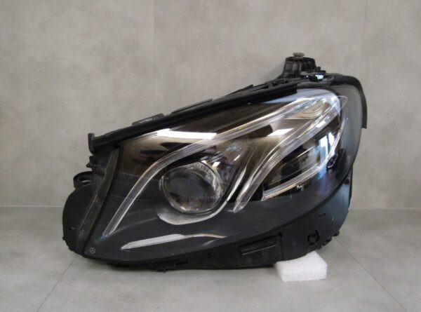 KOPLAMP Mercedes E-Klasse W213 MULTIBEAM 16-21 LH LINKS A2139067506 S1182/C60