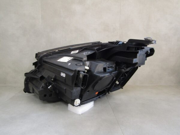 KOPLAMP MERCEDES E KLASSE W213 MULTIBEAM 17-20 RH RECHTS S1137/B16