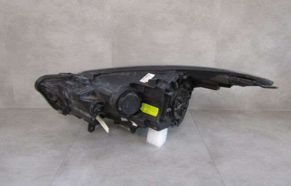 KOPLAMP HYUNDAI I40 FACELIFT XENON RECHTS RECHTS 14- 92102-3Z720 A1200/4K/11F