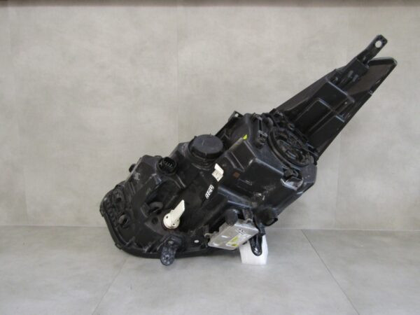 KOPLAMP HYUNDAI I40 FACELIFT XENON RECHTS RECHTS 14- 92102-3Z720 A1200/4K/11F