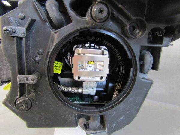 KOPLAMP HYUNDAI I40 FACELIFT XENON RECHTS RECHTS 14- 92102-3Z720 A1200/4K/11F