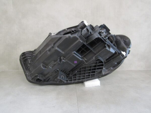 KOPLAMP MERCEDES A-KLASSE W177 STANDAARD 18-22 RH RECHTS S1124/D196