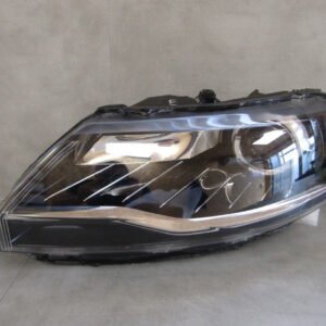 KOPLAMP SKODA RAPID FACELIFT XENON 17-19 LH 5JB941015C LINKS A1293/5K/2F